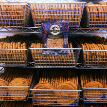 Load image into Gallery viewer, Spiced Dark Chocolate Crunch